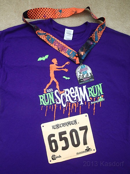 2013-10 RunScreamRun 046.JPG - The 2013 Run Scream Run 5K outside of Ann Arbor Michigan.